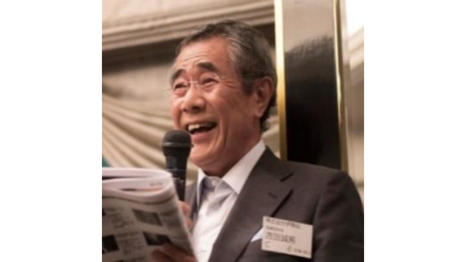 株式会社 伊場仙
14代目  吉田 誠男  創業428年