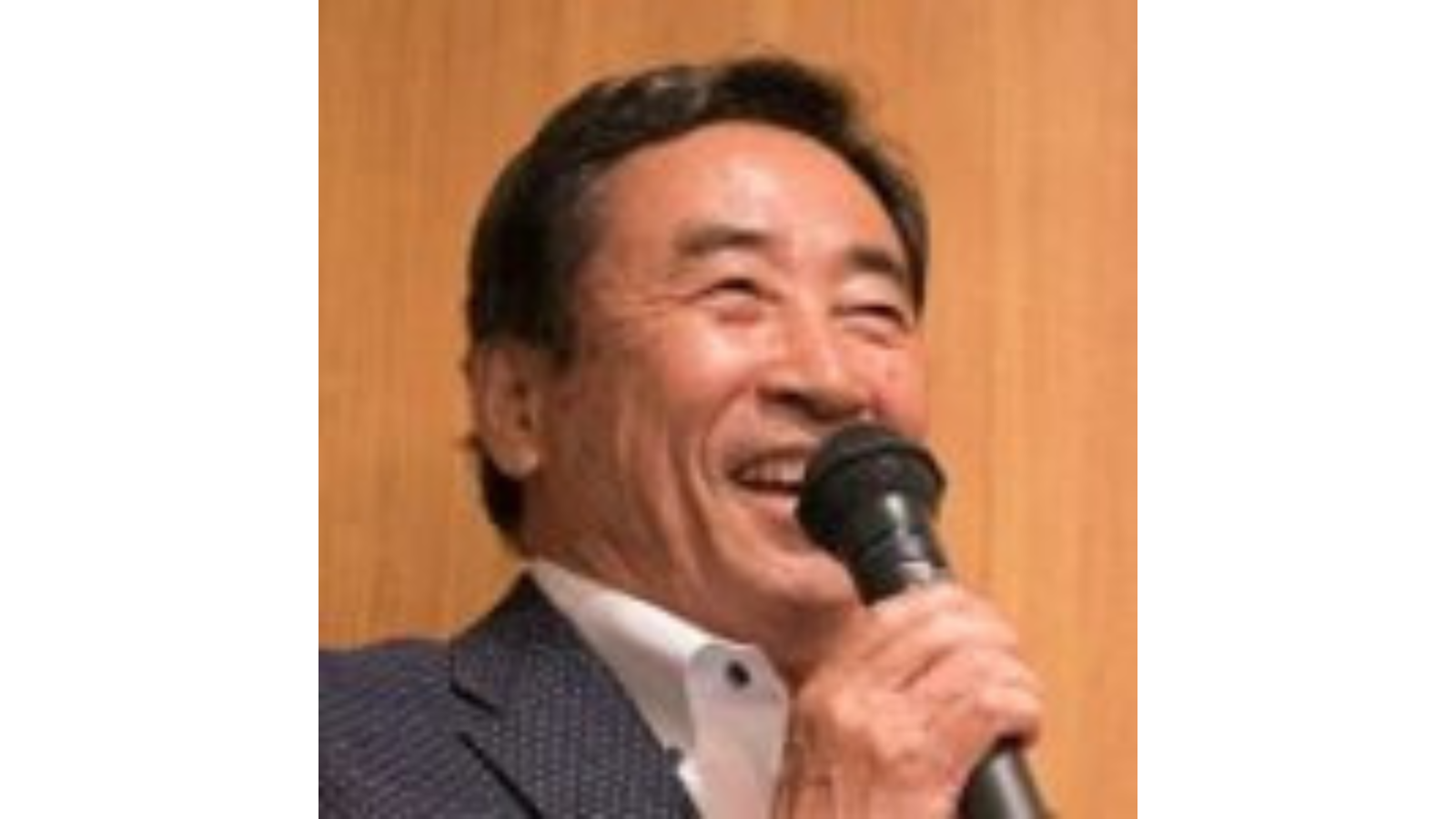 株株式会社 ヨシダ
6代目  吉田 信行 創業199年