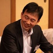 株式会社　ういろう　1369年創業代表取締役社長　25代目　外郎藤右衛門